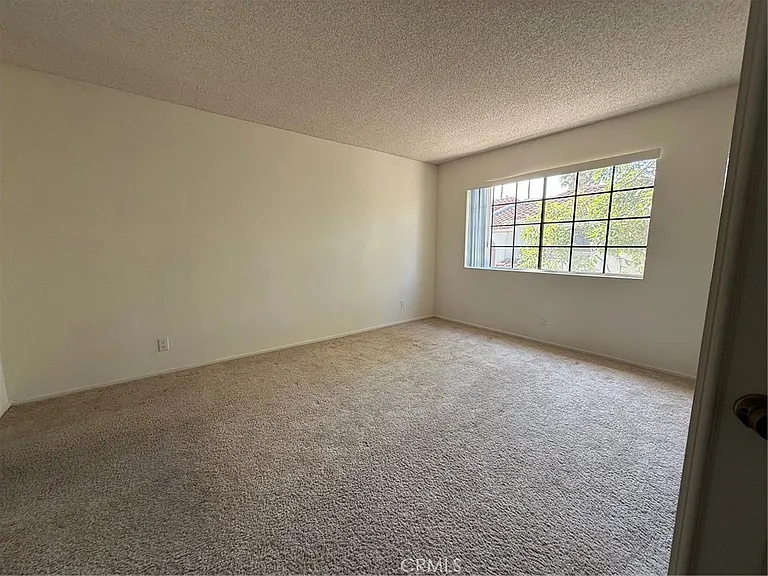 2931 Plaza Del Amo #122 — Photo 10