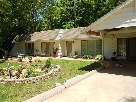 2nd image of 12738 Gooseberry Ln