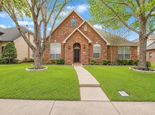 5106 Petersburg Dr, Rowlett, TX 75088