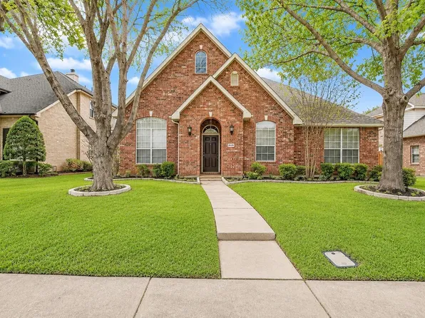 5106 Petersburg Dr, Rowlett, TX 75088
