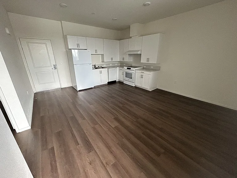 5257 Mount Etna Dr — Photo 14