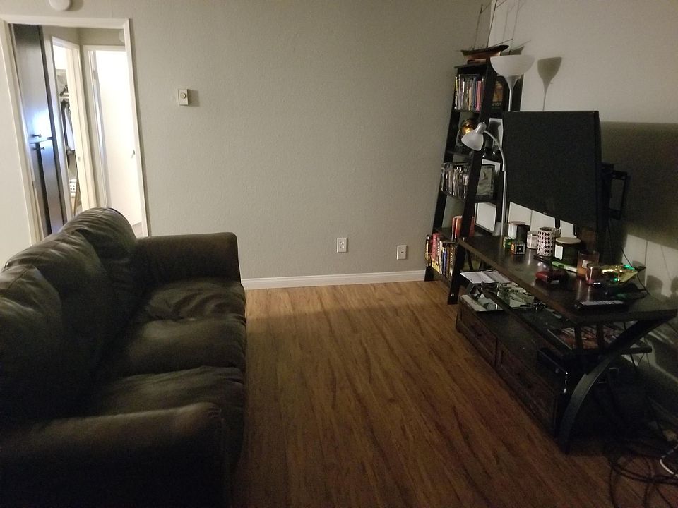1st image of 414 S Lincoln Ave