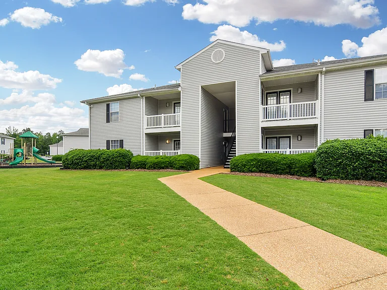 The Colony Apartment Homes — Photo 16
