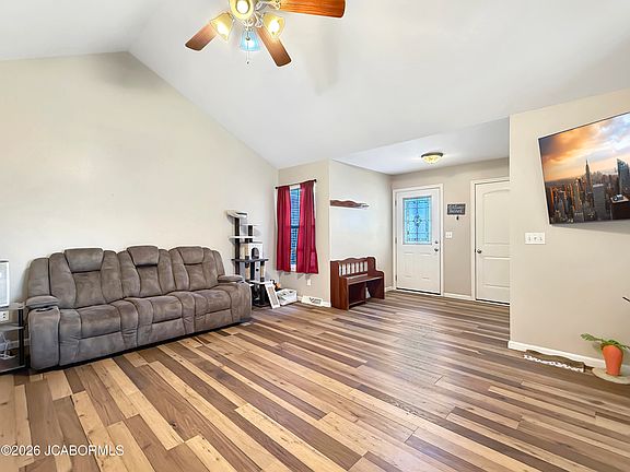 5th image of 155 Rief Ct #A