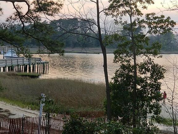 4th image of 5107 Clipper Cove Ln