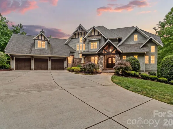 9105 Island Point Rd, Charlotte, NC 28278