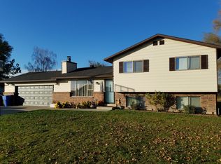 4286 W Pioneer Rd, Plain City, UT 84404