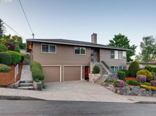 7211 SE Clay St, Portland, OR 97215