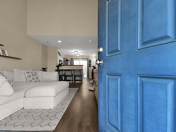 4th image of 281 Piney Creek Dr #35