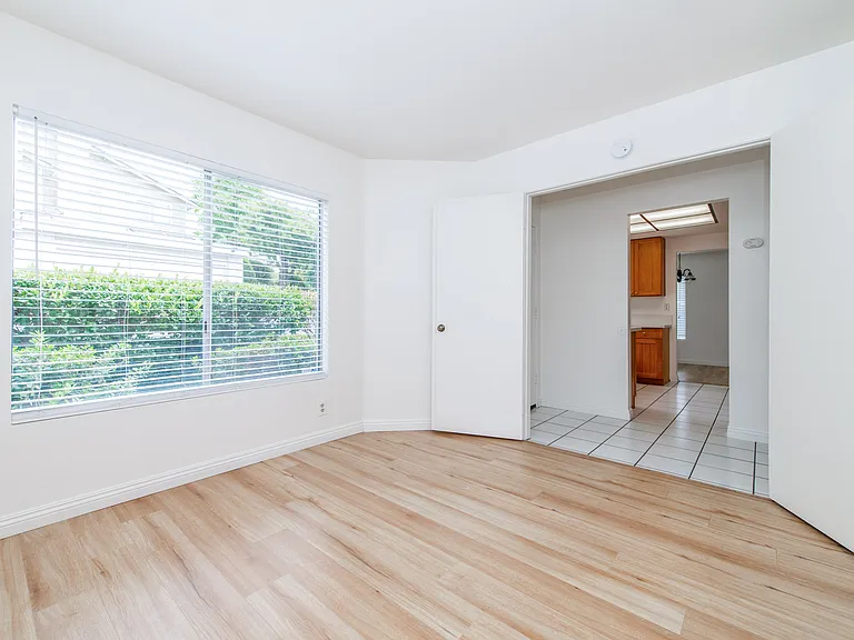 23767 Highland Valley Rd — Photo 6