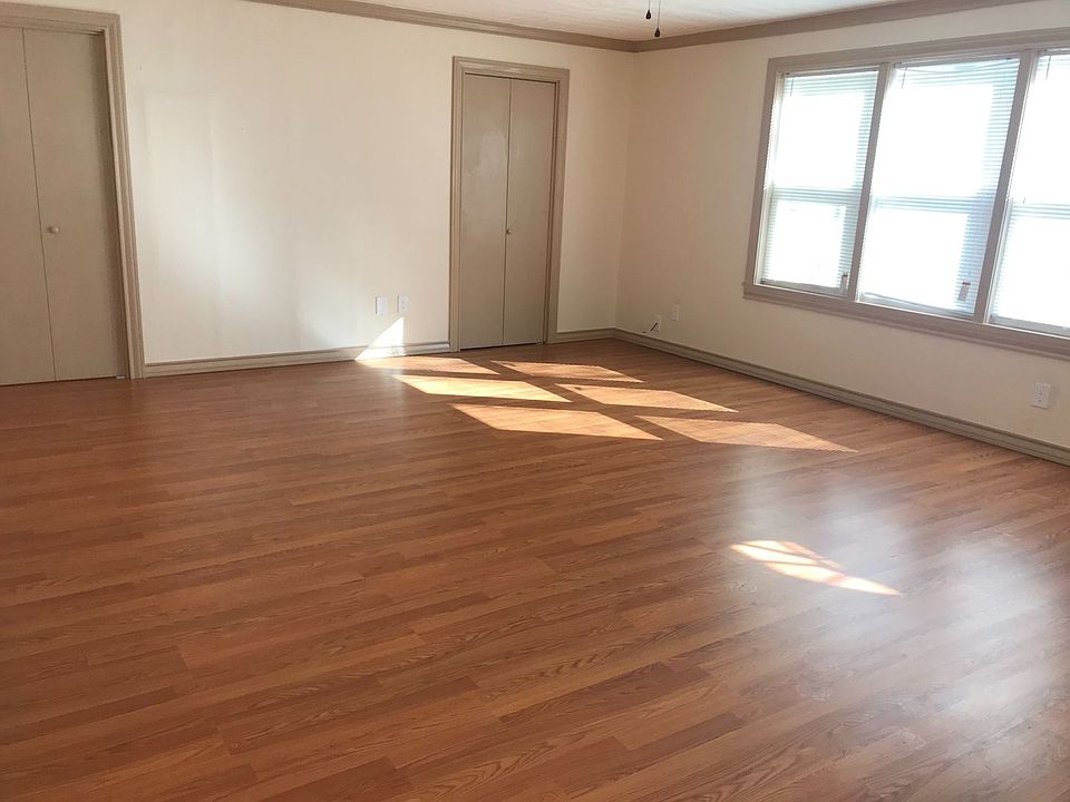 1st image of 2133 North St