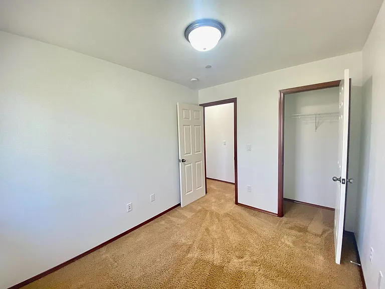 21345 11th Dr SE — Photo 7
