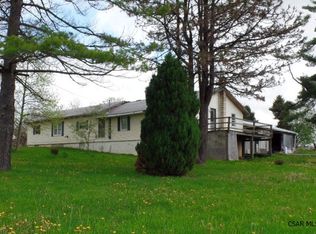 812 Markleton School Rd, Markleton, PA 15551