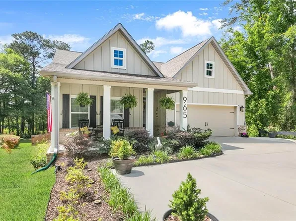 965 Kino St, Diamondhead, MS 39525