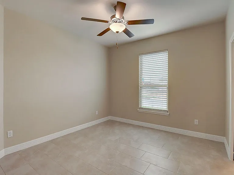 2202 Crystal Bay Dr — Photo 42