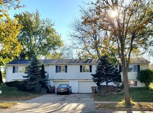 3017 Churchill Dr, Madison, WI 53713