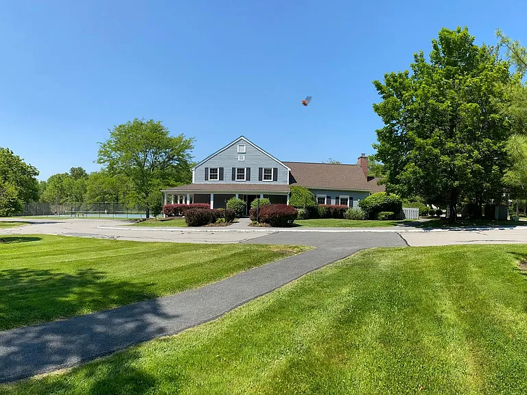 17 Briar Ct #17 — Photo 13