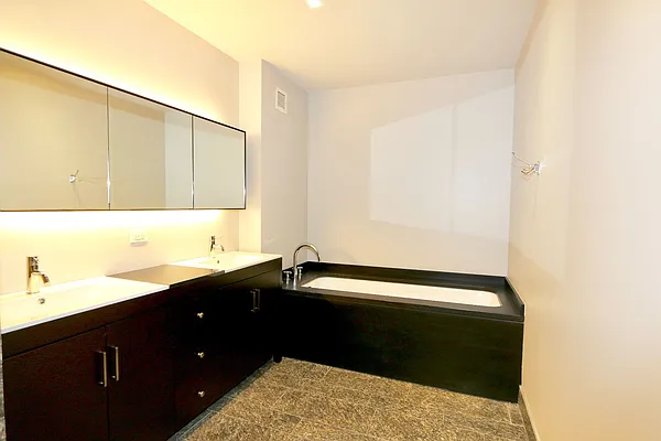 Rented by Keller Williams NYC | media 23