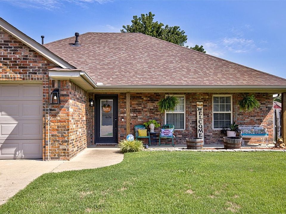 1st image of 2380 Sara Alice Ct