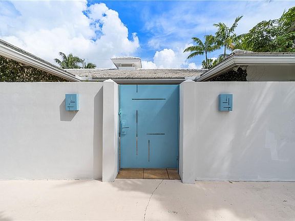 4th image of 2817 NW 10th Avenue