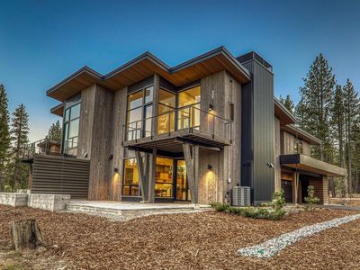 10117 Jakes Way, Truckee, CA, 96161