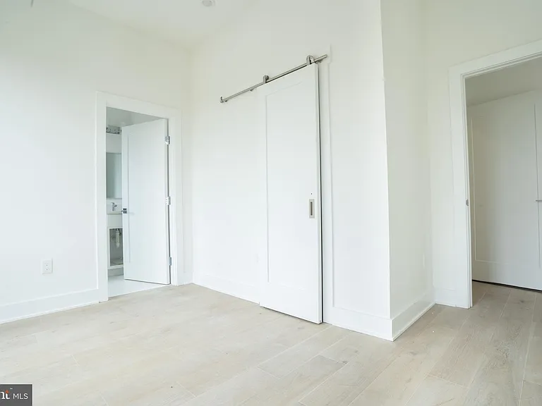 5301 Connecticut Ave NW #403 — Photo 8
