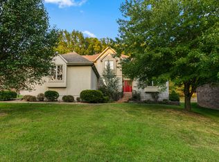 1385 W Stone Meadow Way, Springfield, MO 65810