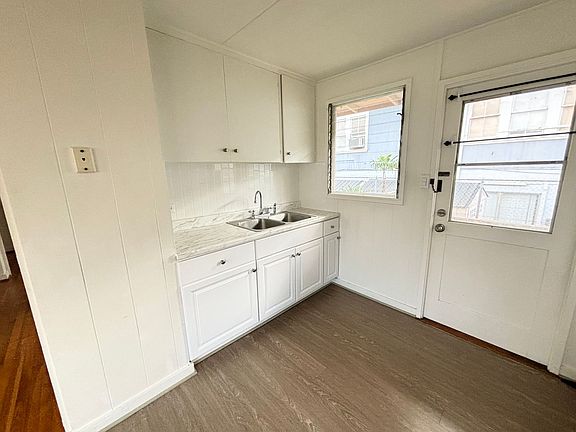 4th image of 849 3rd St #857B