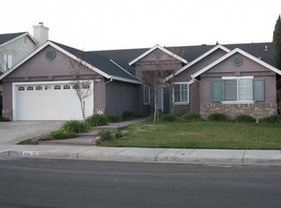 490 Santa Barbara St, Los Banos, CA 93635