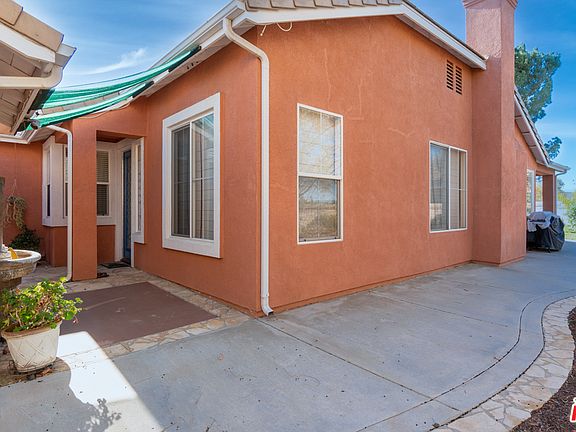 4th image of 38389 Birch Hill Ct
