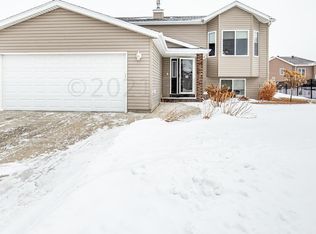 2014 Street Cir S #35, Moorhead, MN 56560