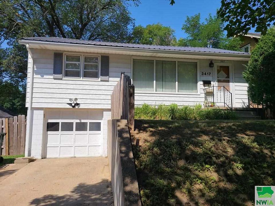 1st image of 3417 Virginia St