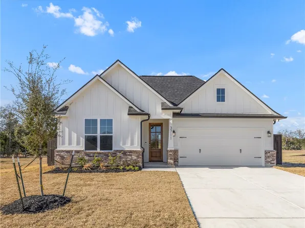 3711 Panola Park Dr, College Station, TX 77845