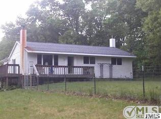 5500 Norvell Rd, Grass Lake, MI 49240