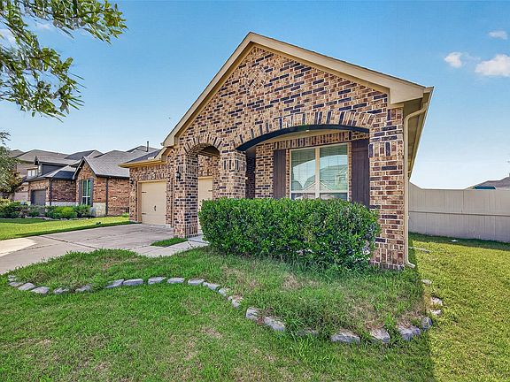 2nd image of 507 Kelley Green Ct