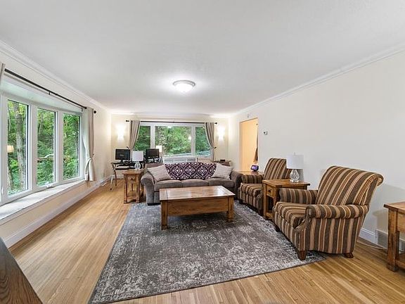 3rd image of 9045 Inver Grove Trl