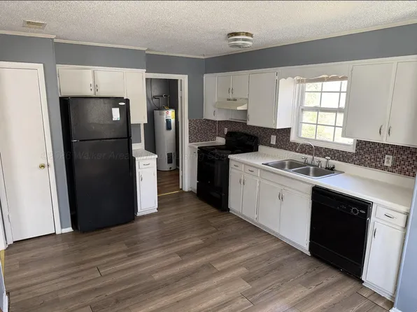 1209 Cherokee Rd, Jasper, AL 35501