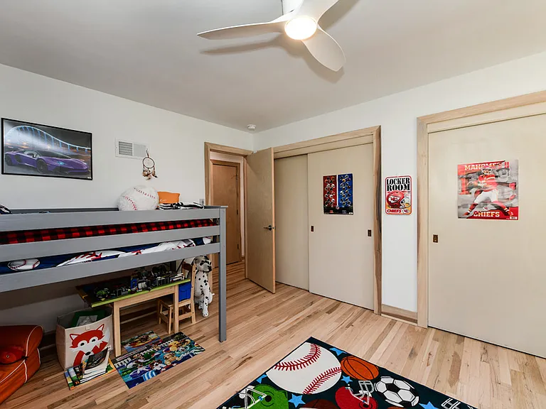 10526 Forrest Dr — Photo 20