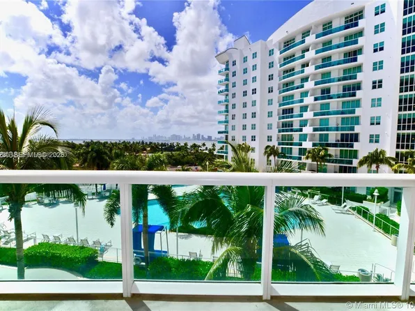 7900 Harbor Island Dr APT 806, North Bay Village, FL 33141