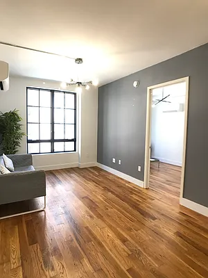 Rented by City Vista Inc | media 40