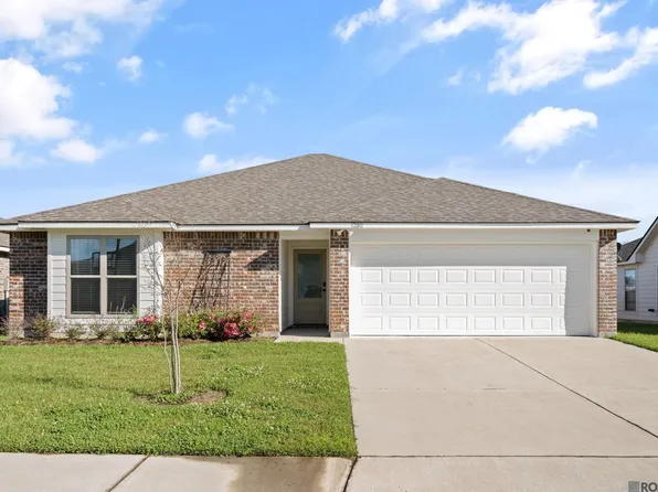 1280 Meadow Crossing Dr, Gonzales, LA 70737
