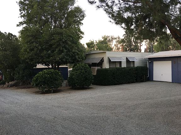 Exterior View of Rental including parking immediately adjacent