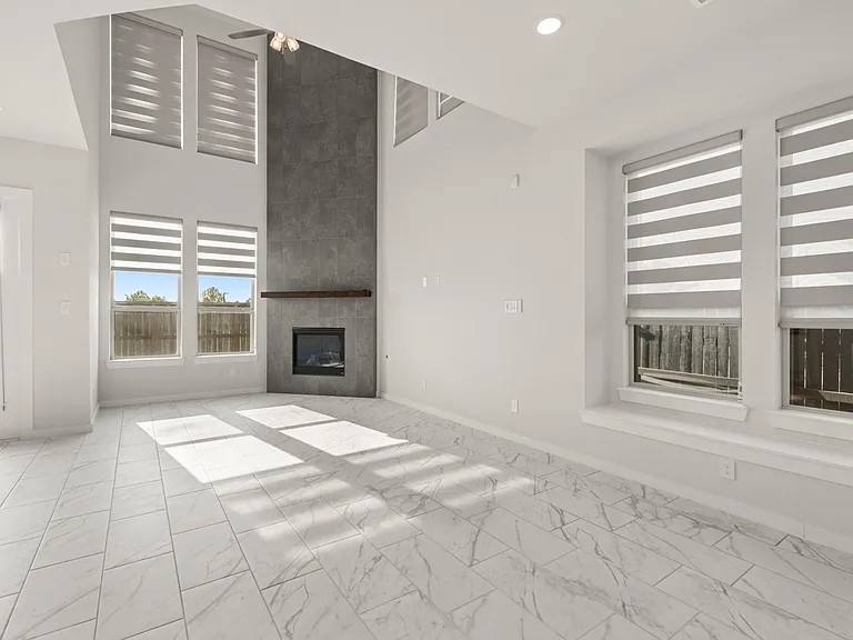 6579 Scarlet Pond Ln — Photo 12