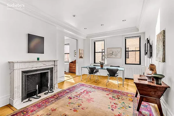 Sold by Sotheby's International Realty | media 3