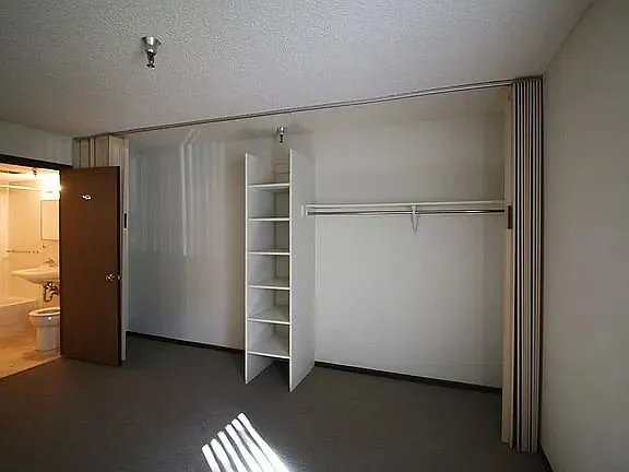 1229 N Hackberry St — Photo 13