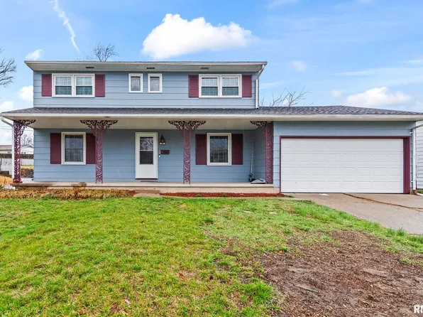 32 Ridge Ave, Decatur, IL 62521