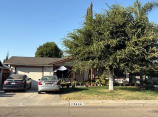 13050 Merlo Ave, Cutler, CA 93615