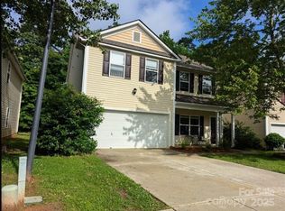 4721 Potters Glen Rd, Charlotte, NC 28269