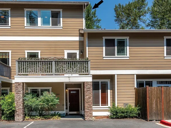 1060 215th Pl SE, Bothell, WA 98021