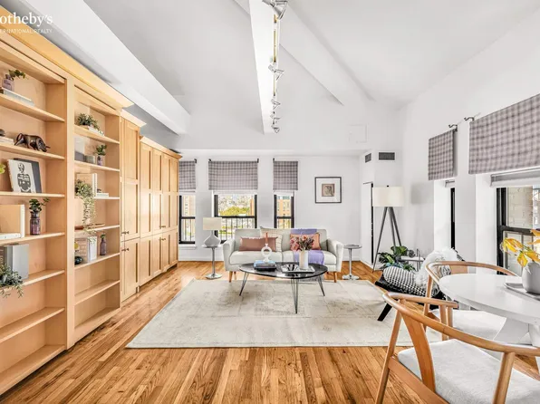 160 Bleecker Street image 1 of 11